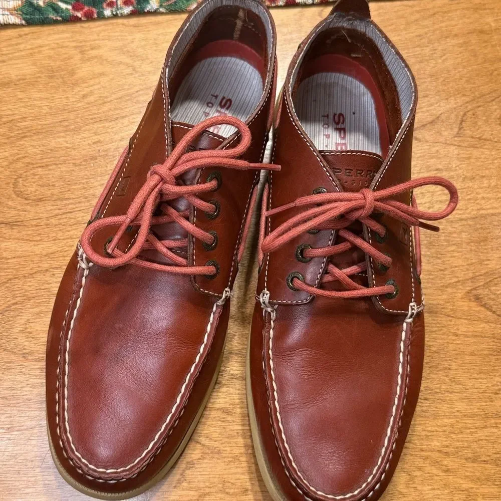 Sperry Top Sider Authentic Original Chukka boot in red leather.
